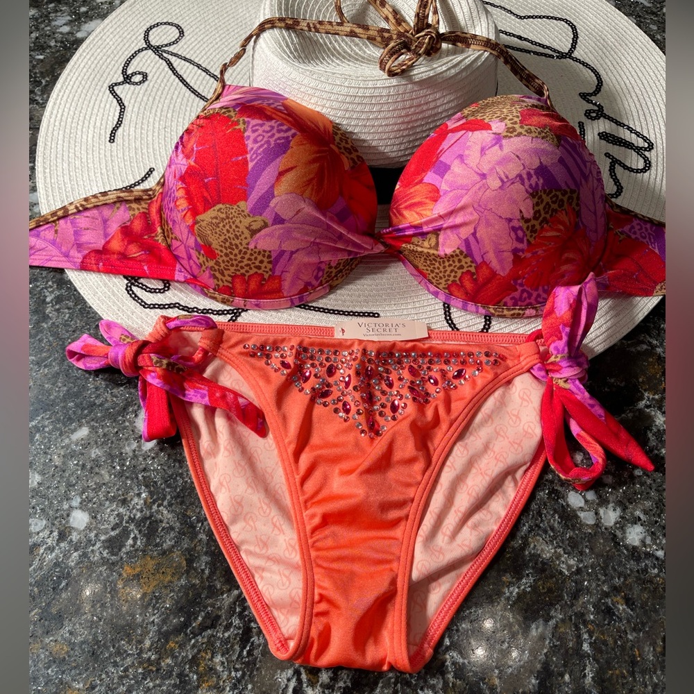 Vintage Victoria Secrets 34DD top and S new or M EUC coral bottoms